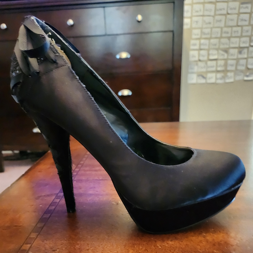 BAKERS High Heels
